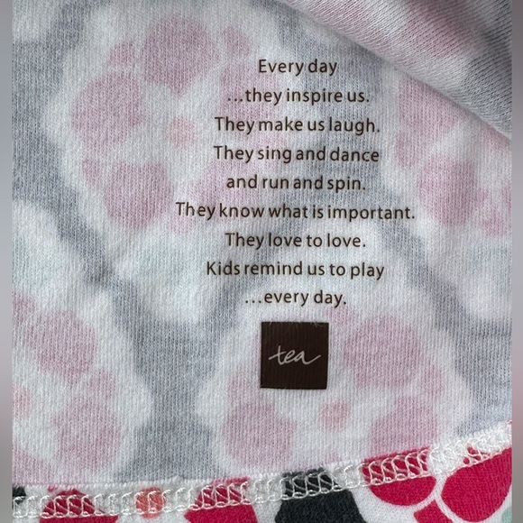 Tea Collection Mandarin Banded Dress in Diamond Floral size 2T - Picture 4 of 7